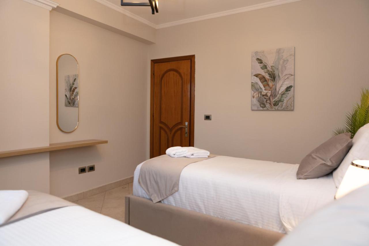 Spacious City Paradise - 3Br Apt In The Heart Of Тирана Екстериор снимка